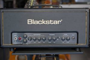 testata blackstar-ht-studio-20